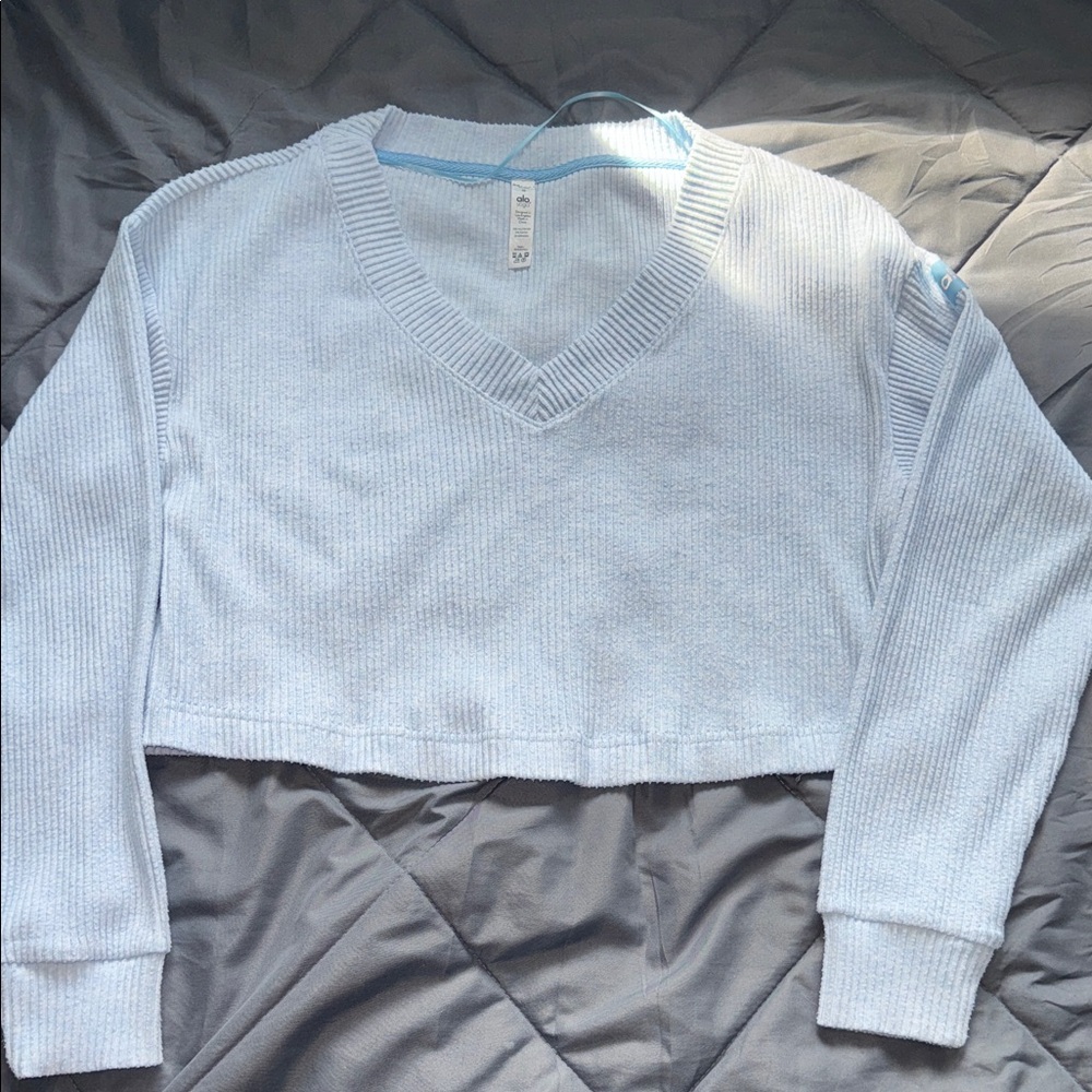 ALO Yoga Sky Blue Ribbed V-Neck Top
